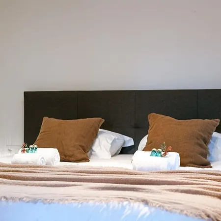 Huswell - Modern Located At Historical Main Square Apartamento *